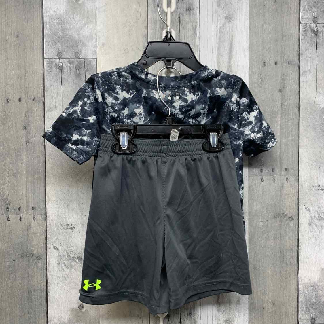 Size 3T Gray/Green Sport Brand Shirt/Shorts