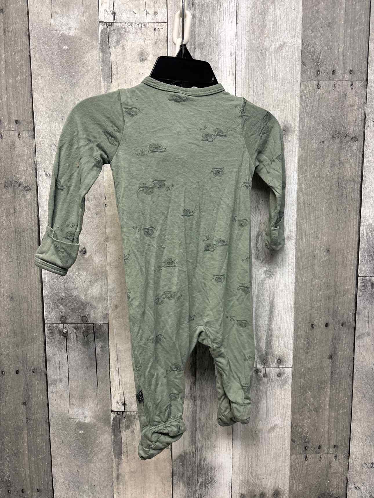 Size 0-3 Months Green Modern Moments by Gerber Footy PJs
