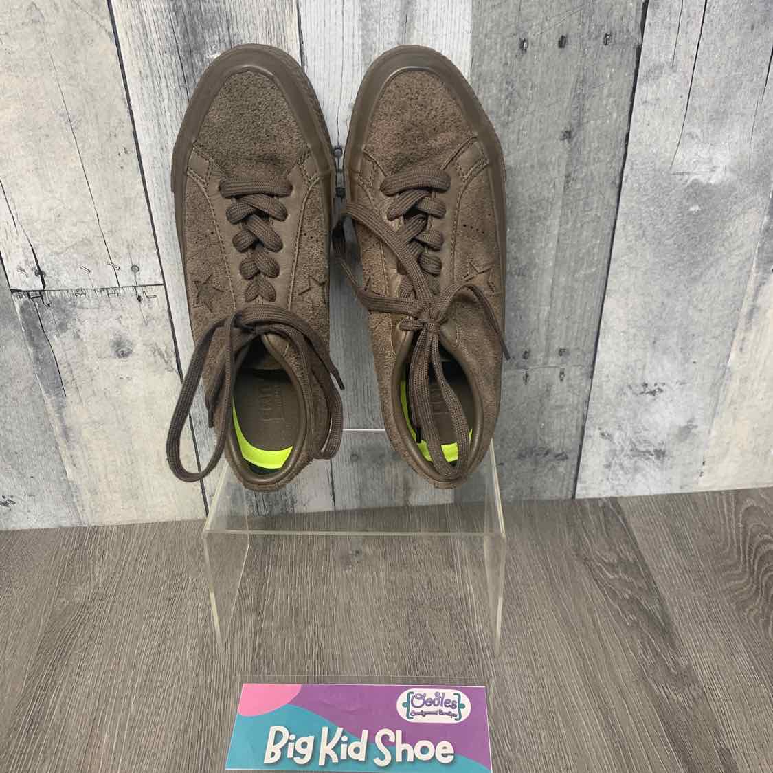 Size 4 Brown Converse Sneakers
