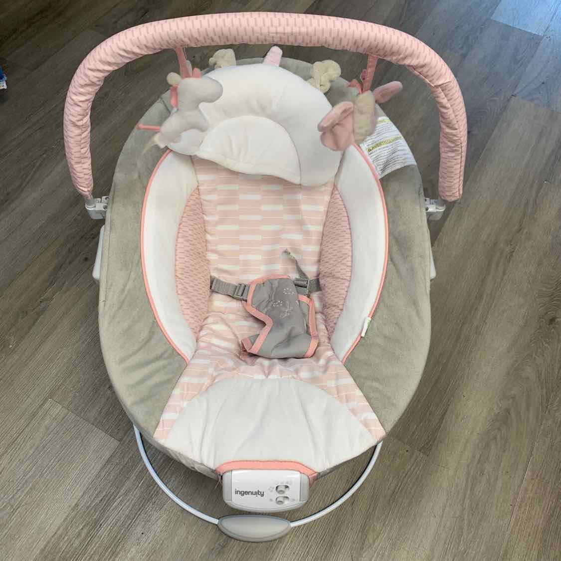 Ingenuity Tan/Pink Bouncer