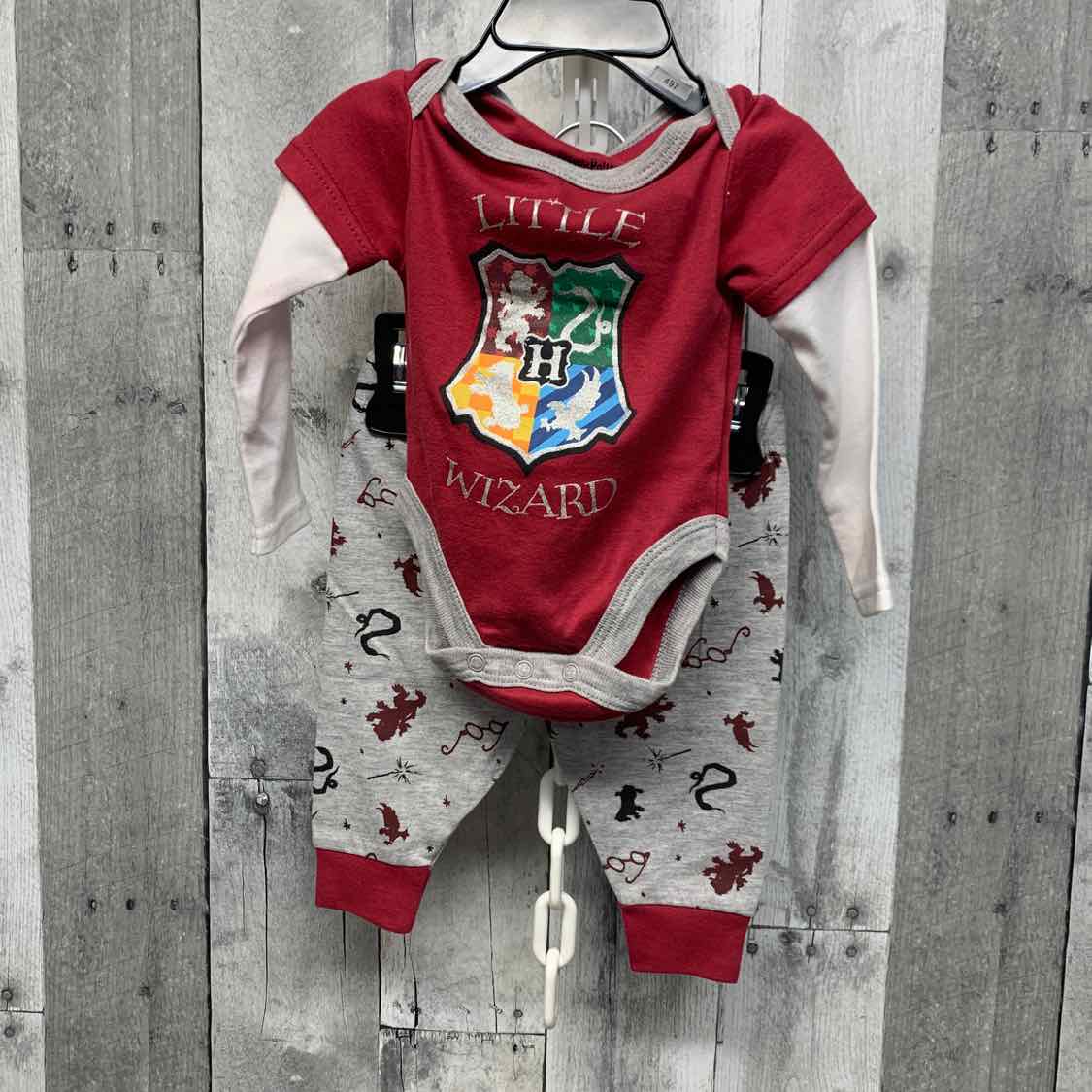 Size 0-3 Months White/Red Harry Potter Shirt/Pants