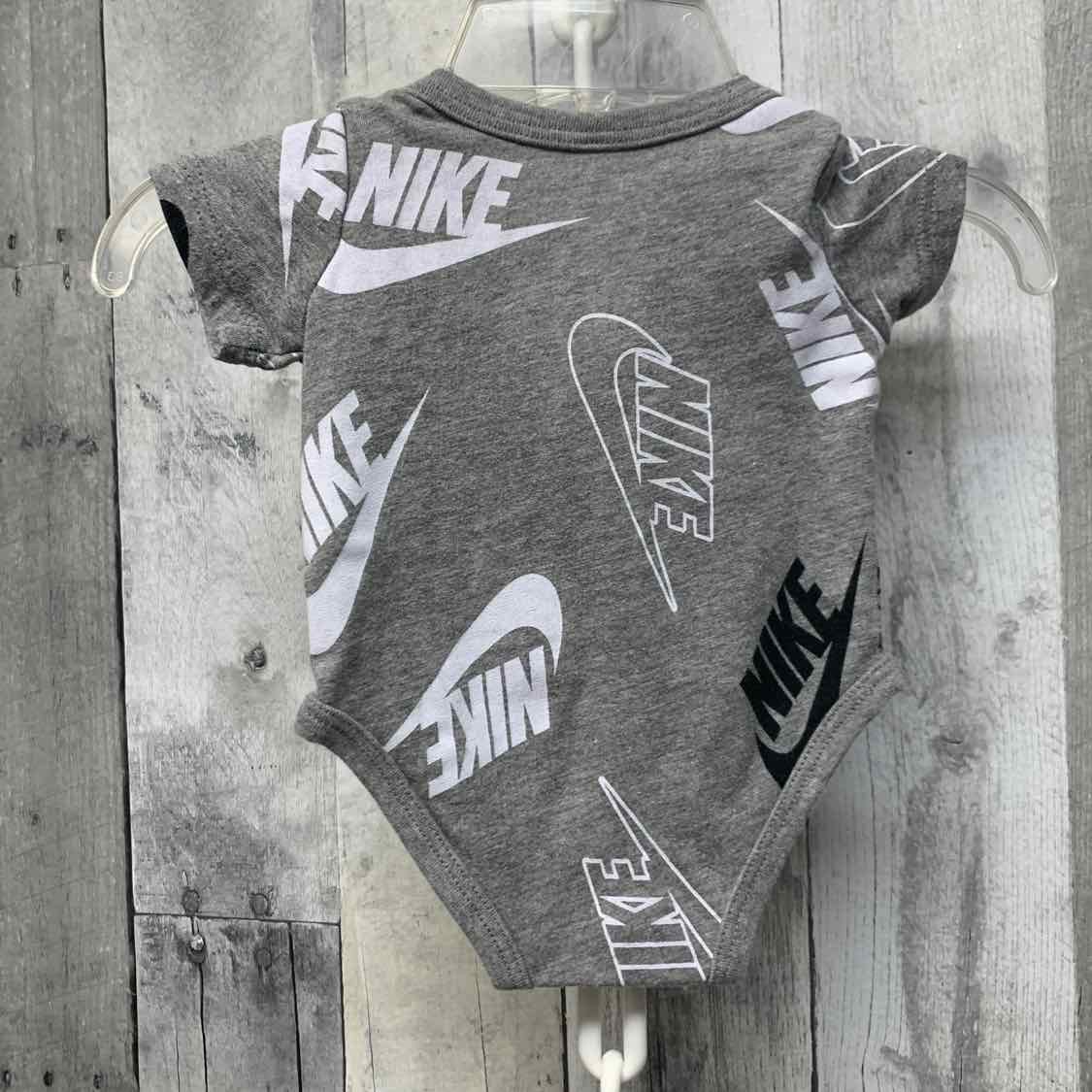 Size Newborn Gray Graphic Sport Brand Bodysuit