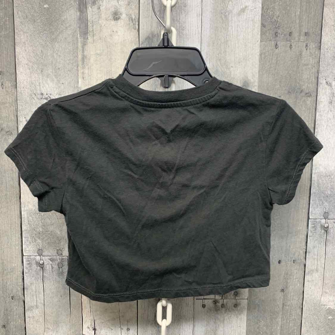 Size 4/5 Black Graphic Disney Short Sleeve Shirt