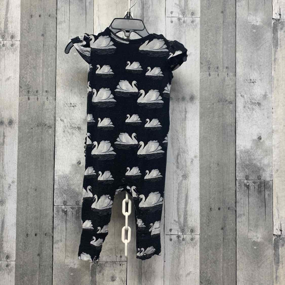 Size 6-9 Months Black/White Posh Peanut Romper