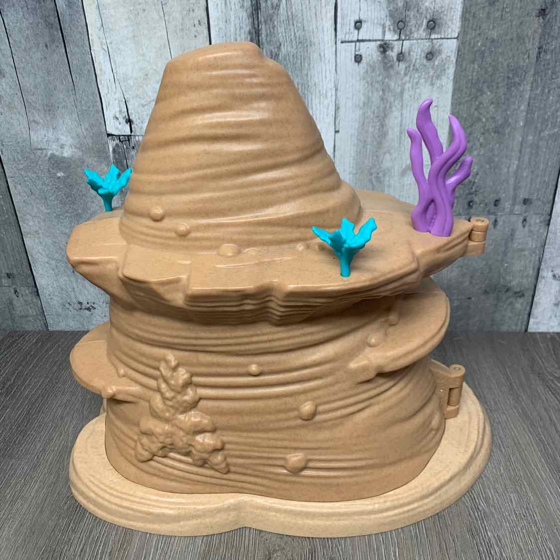Disney Store Brown Misc Playset