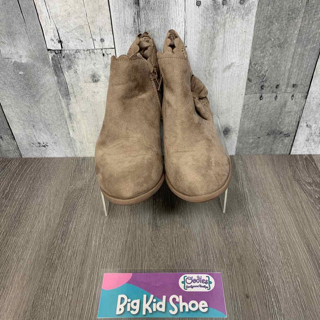 Size 4 Tan SO Boots