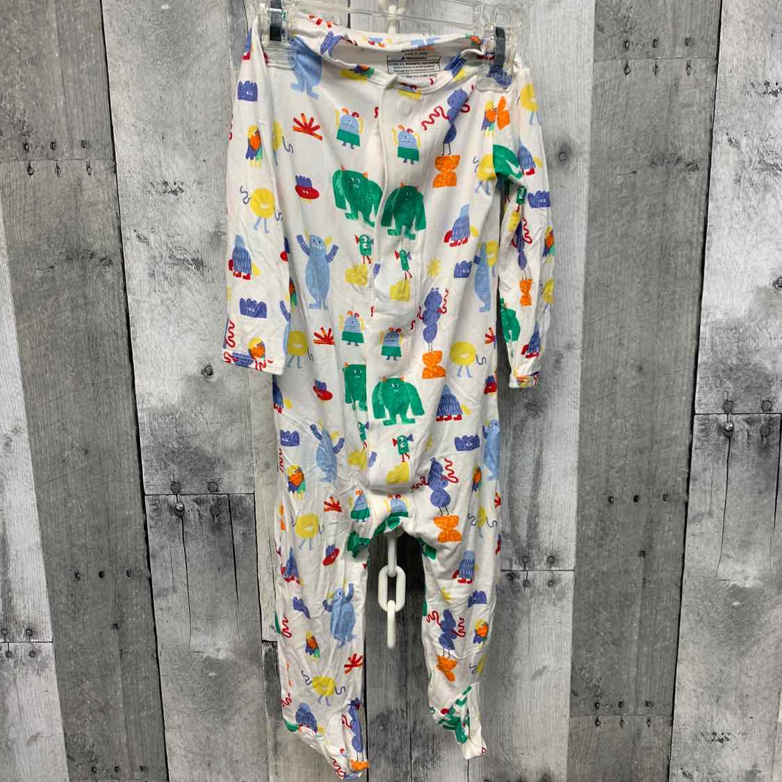 Size 6-9 Months White Print Name Brand Footy PJs