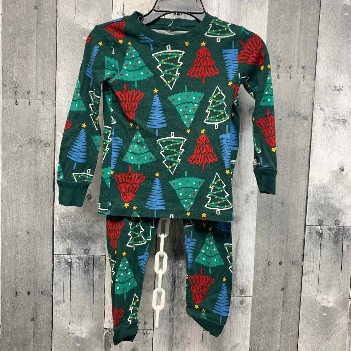 Size 2T Green/Red Carter's 2pc PJs