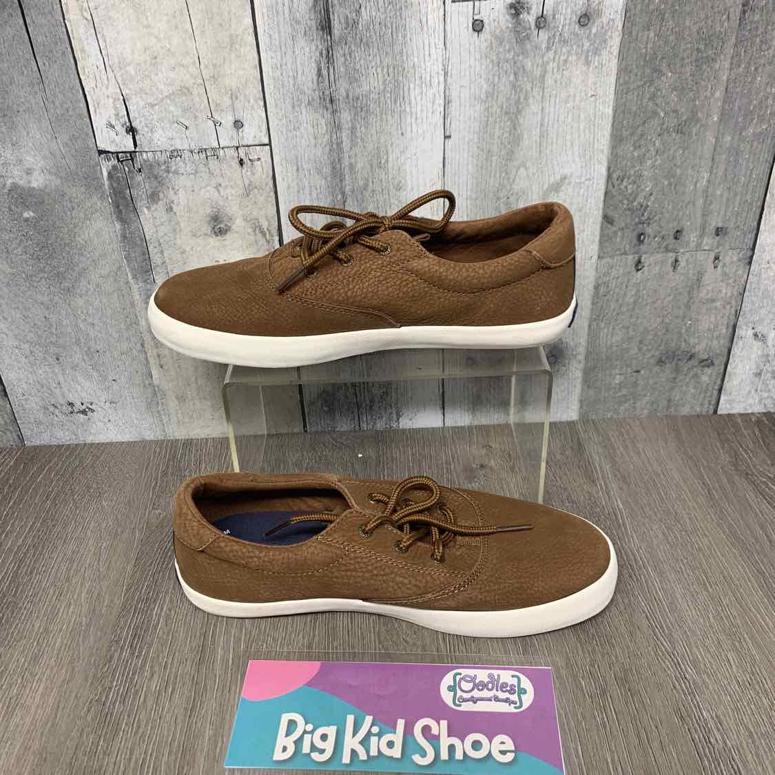 Size 4 Brown Sperry Sneakers