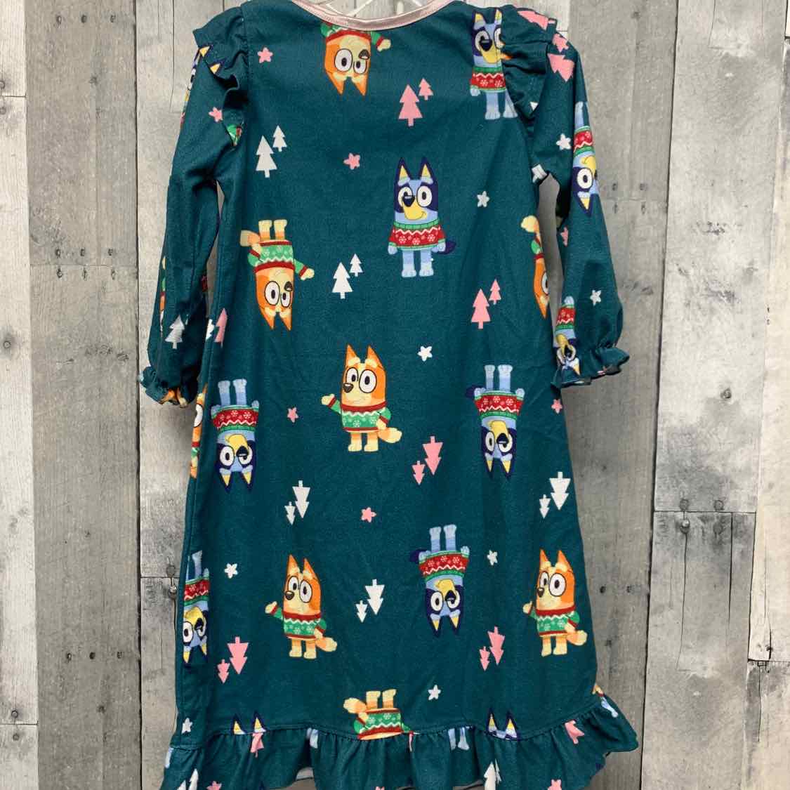 Size 3T Green Print Disney Nightgown