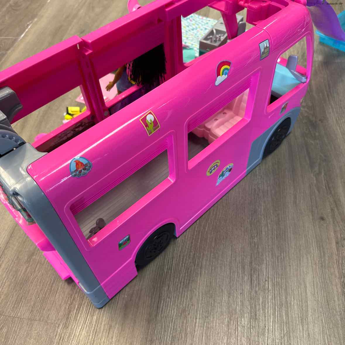 Barbie Pink Doll Playset