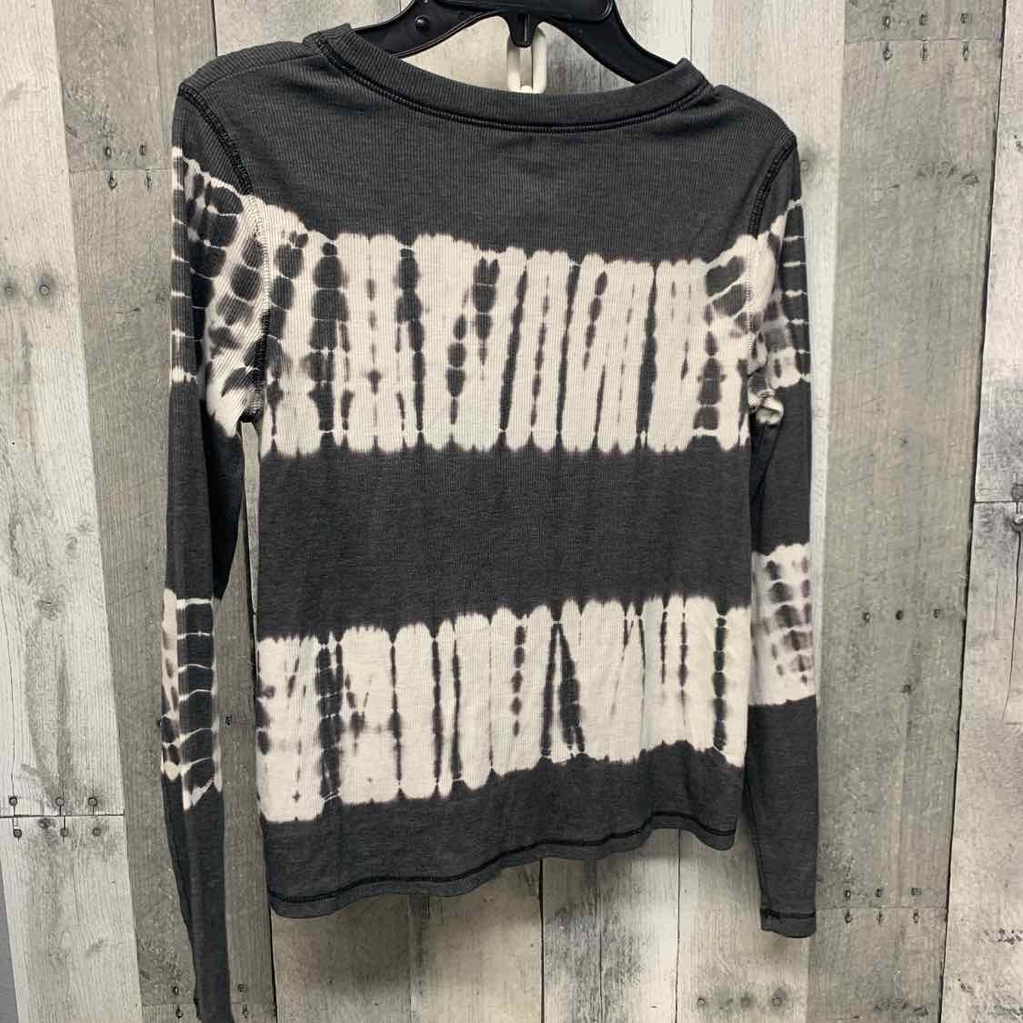 Size 8 Gray/White Justice Long Sleeve Shirt
