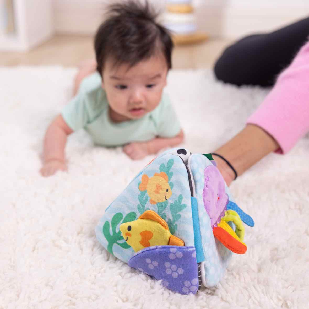 Melissa & Doug Ocean Tummy Time Triangle