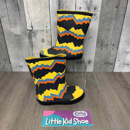 Size 8 Navy/Yellow Hunter Boots