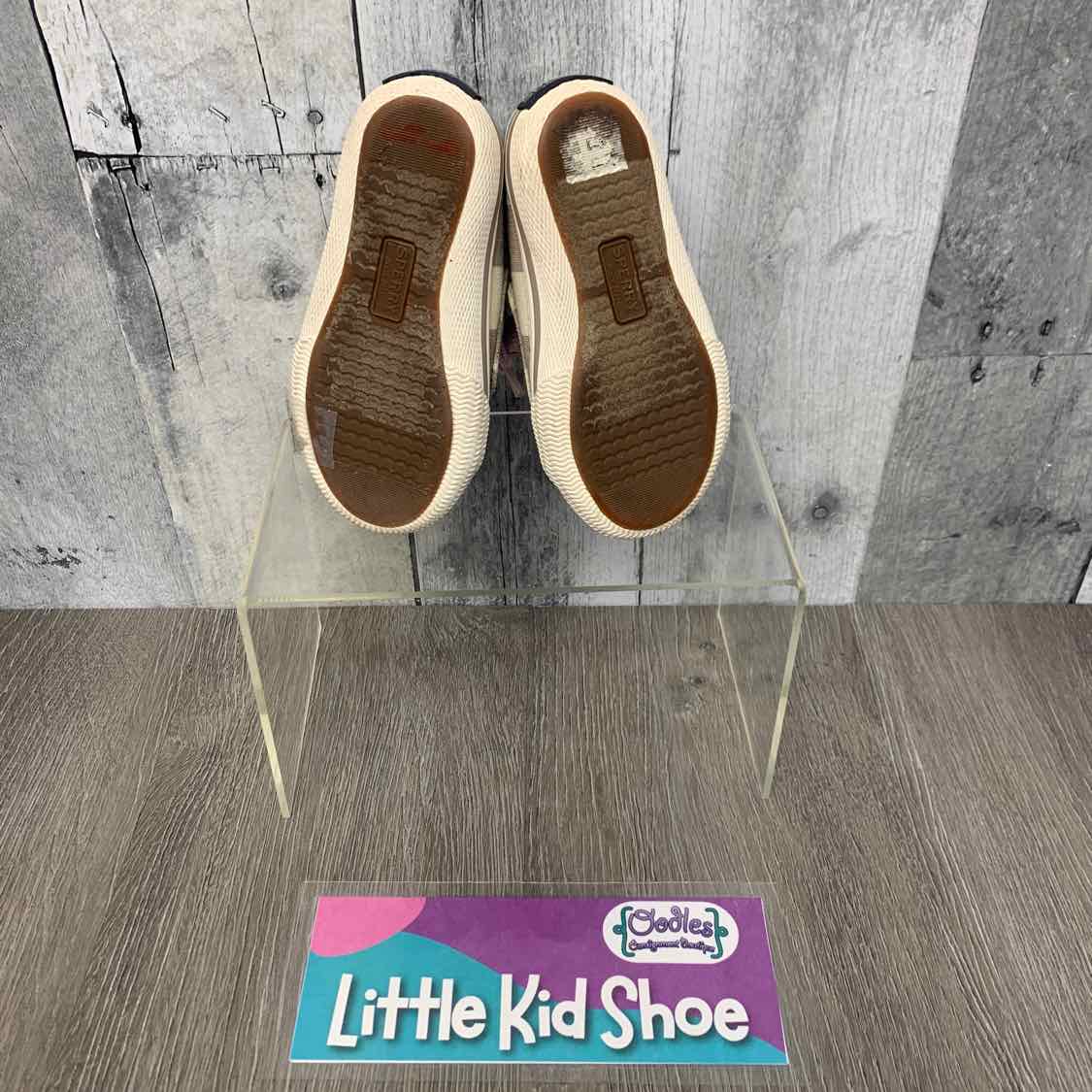 Size 6 Tan Striped Sperry Sneakers