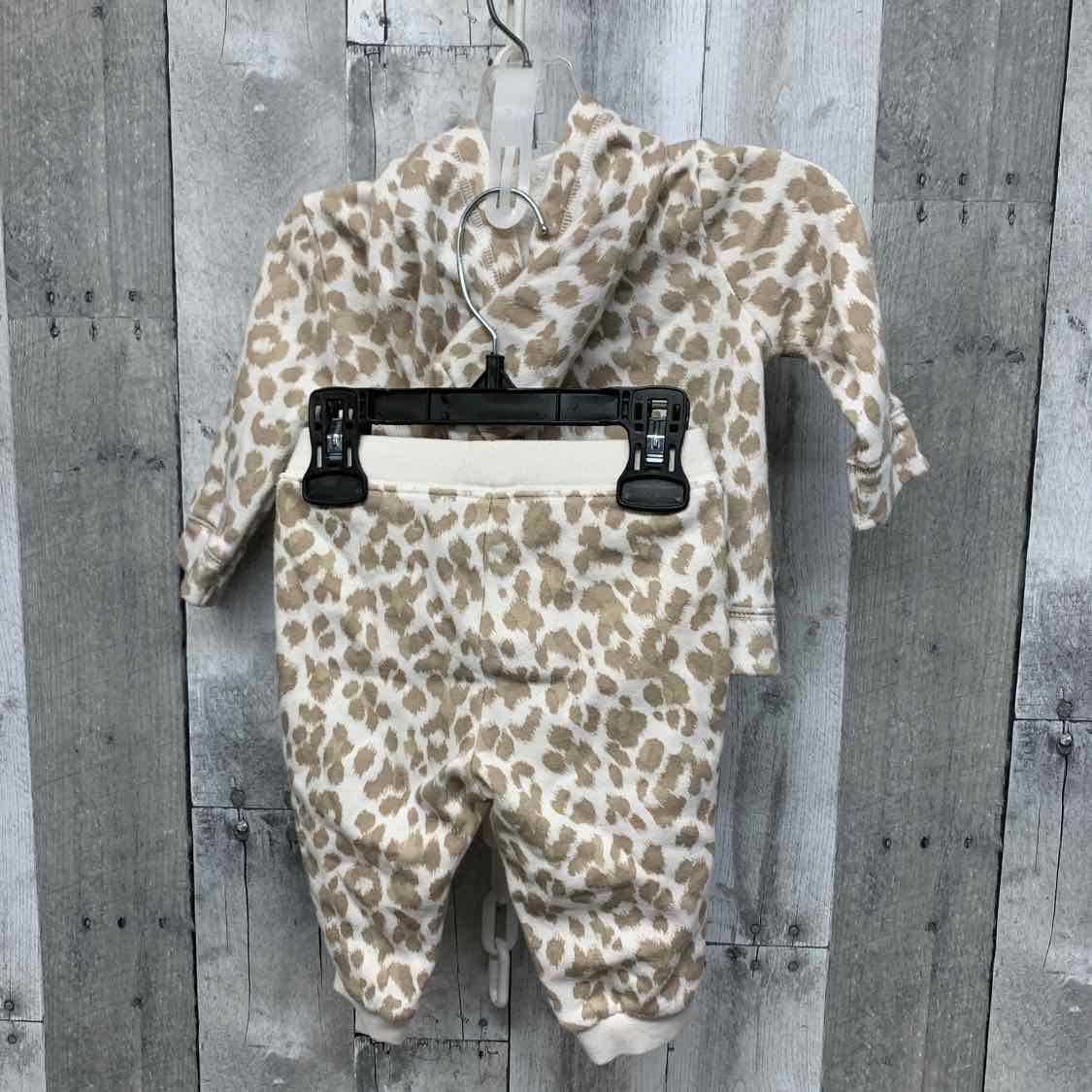 Size 3-6 Months Tan Animal Print Old Navy Jacket/Pants