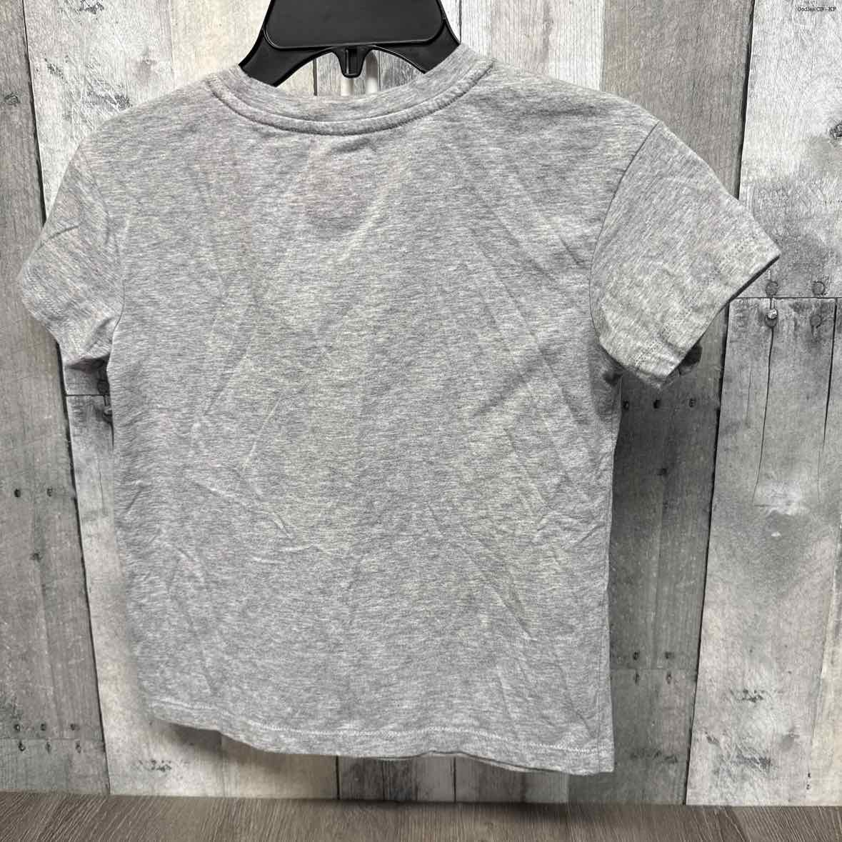 Size 8 Gray Cat & Jack T Shirt
