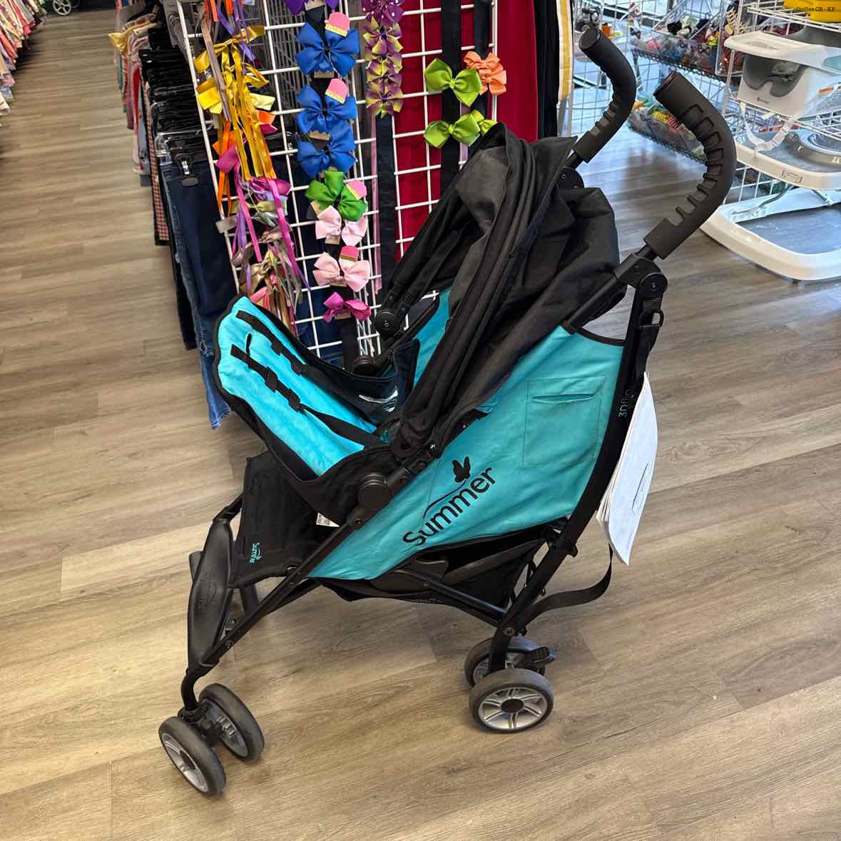 Summer Infant Black/Teal Lightweight Stroller