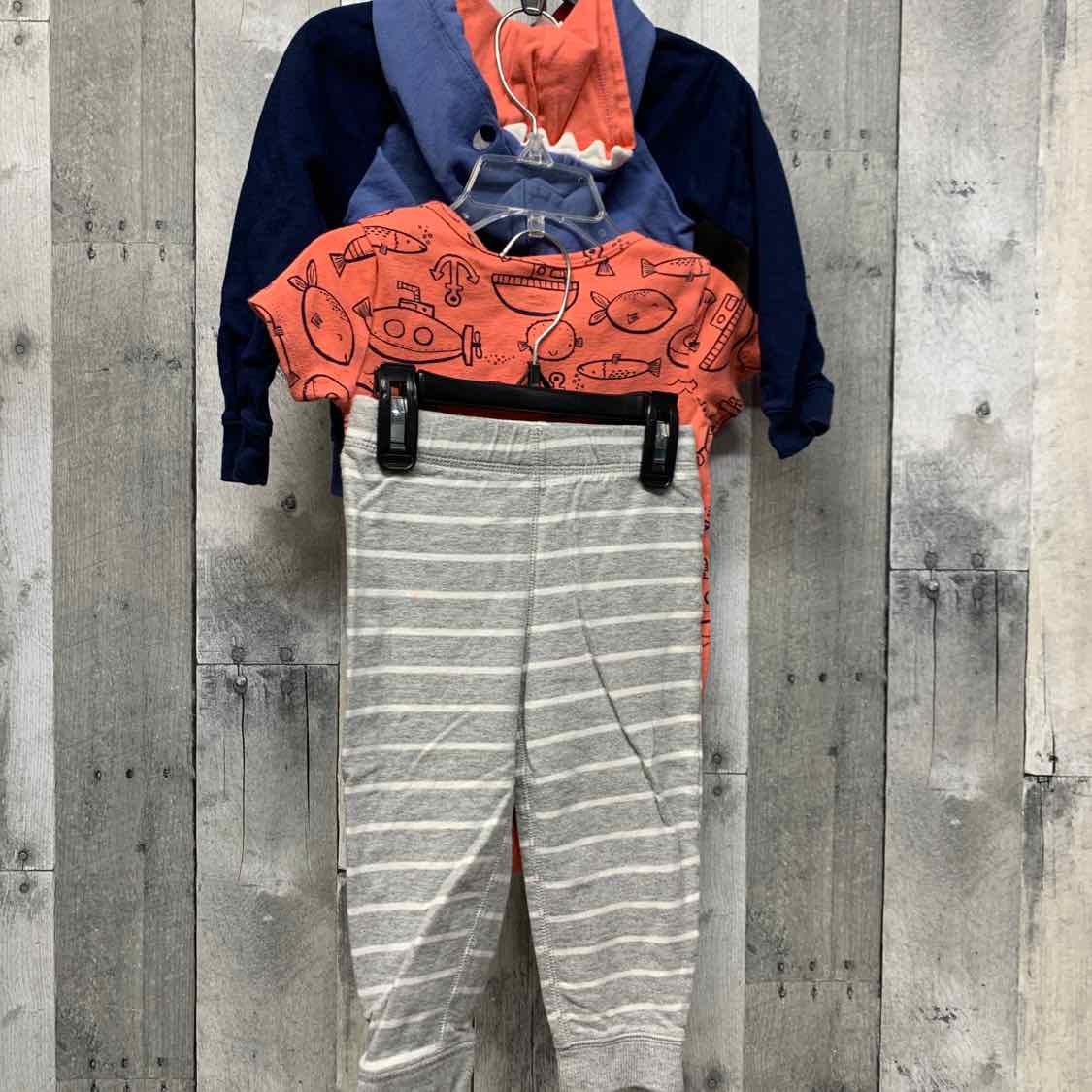 Size 24 Months Gray/Pink Carter's Shirt/Pants