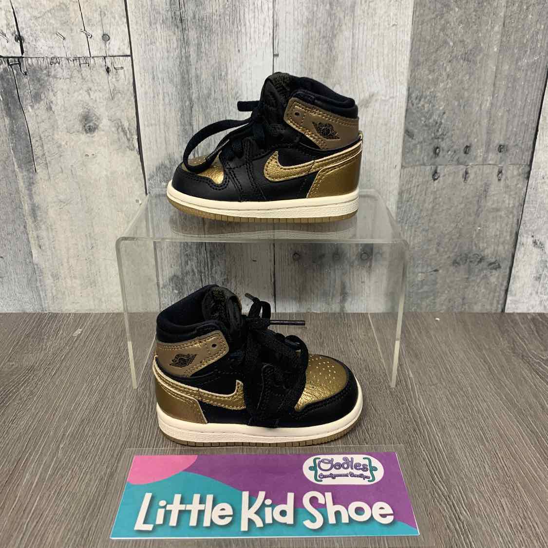 Size 4 Black/Gold Sport Brand Sneakers