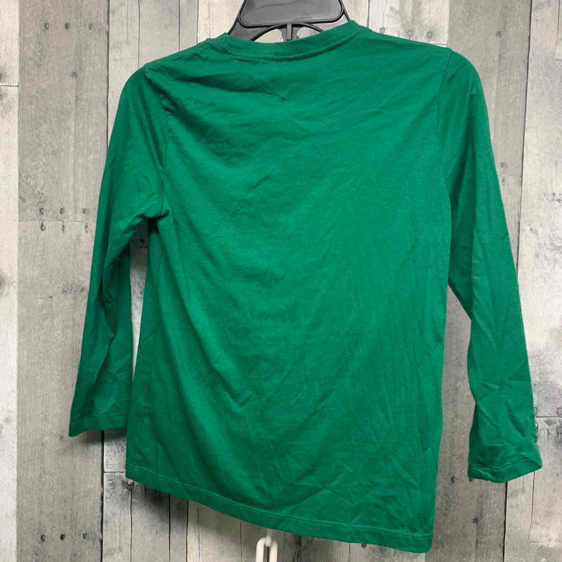 Size 8 Green Graphic Holiday Brands Long Sleeve Shirt
