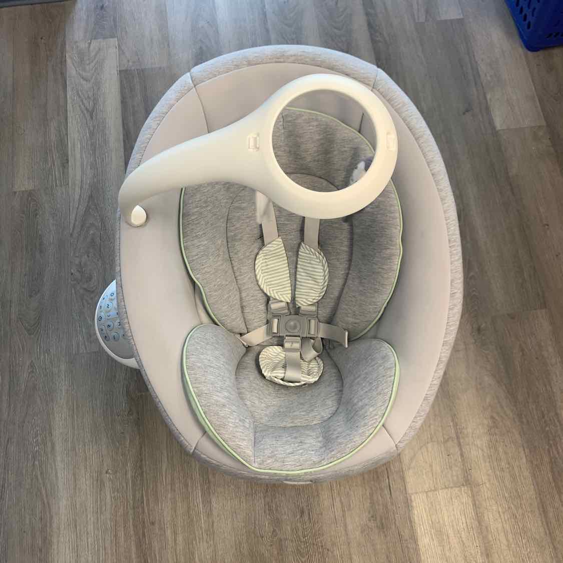 Graco Gray/Mint Swing