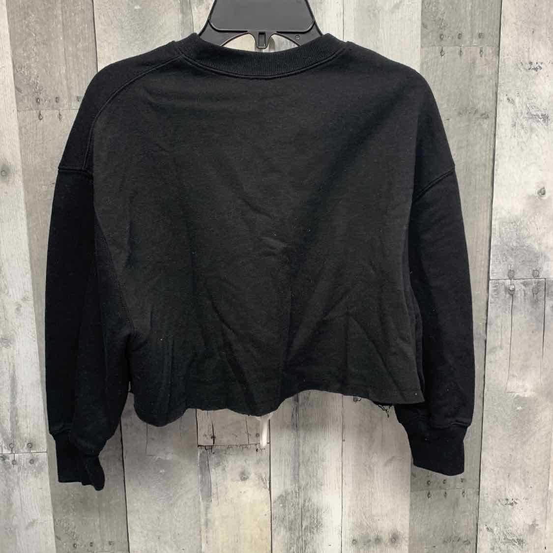 Size 5/6 Black Graphic Justice Sweat Shirt