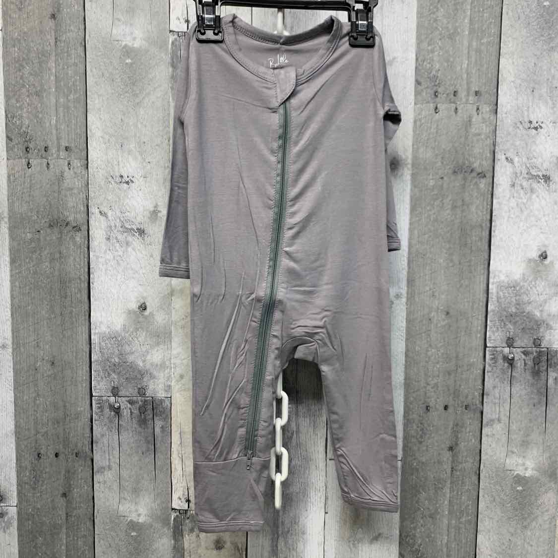 Size 6-12 Months Gray Little Buggins Romper