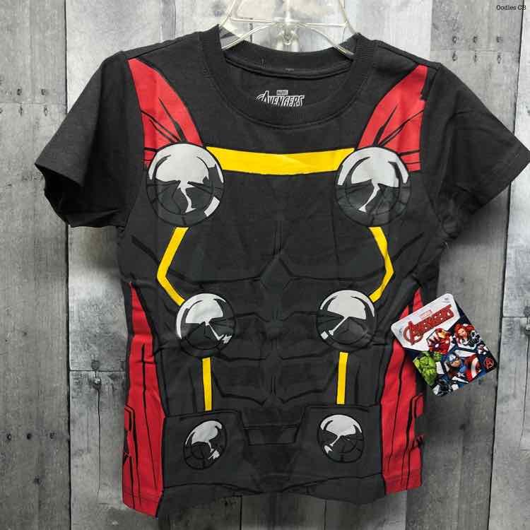 Size 7 Gray Graphic Marvel T Shirt