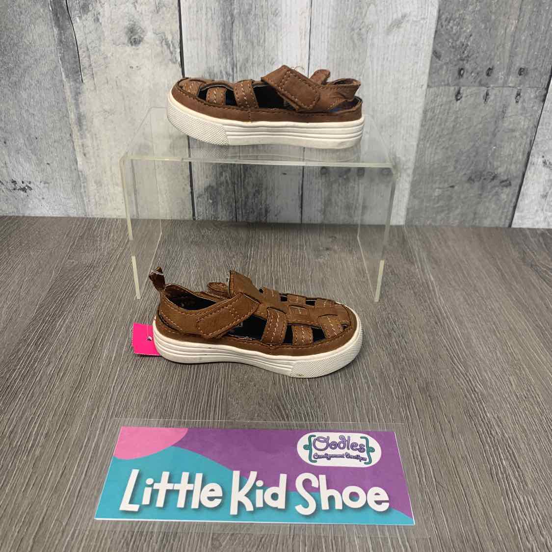 Size 4 Brown Osh Kosh Sandals