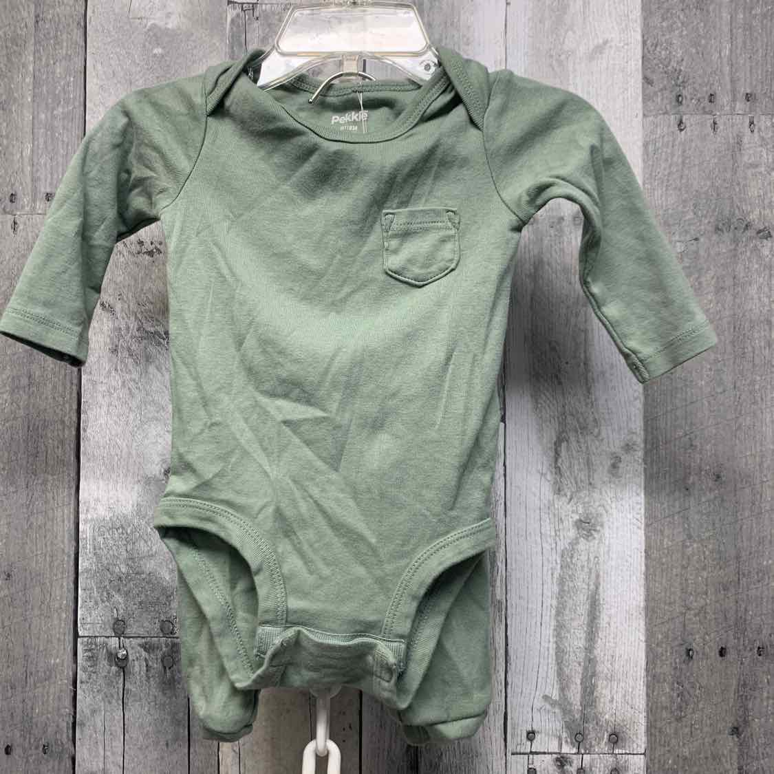 Size 6 Months Green B Brand Shirt/Pants