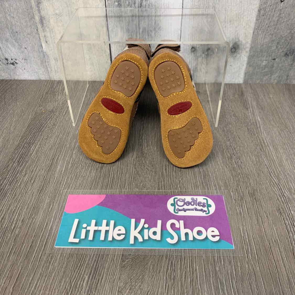 Size 3 Brown/Tan Name Brand Soft Sole Shoes