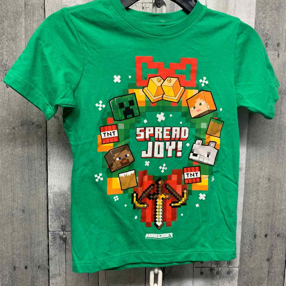 Size 4/5 Green/Red Minecraft T Shirt