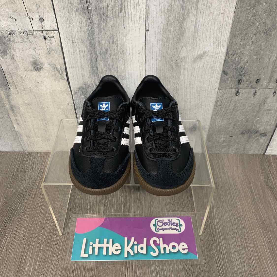 Size 5 Black/White Sport Brand Sneakers