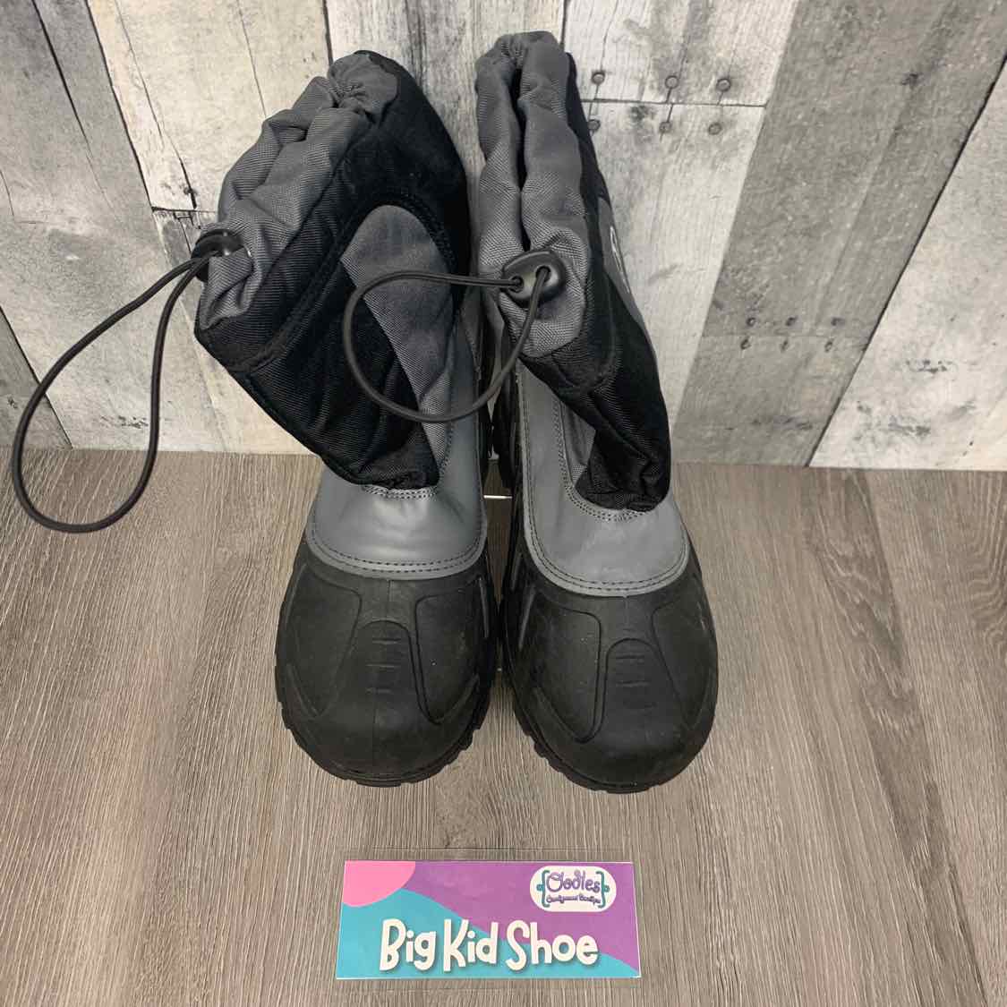 Size 6 Gray B Brand Snow Boots