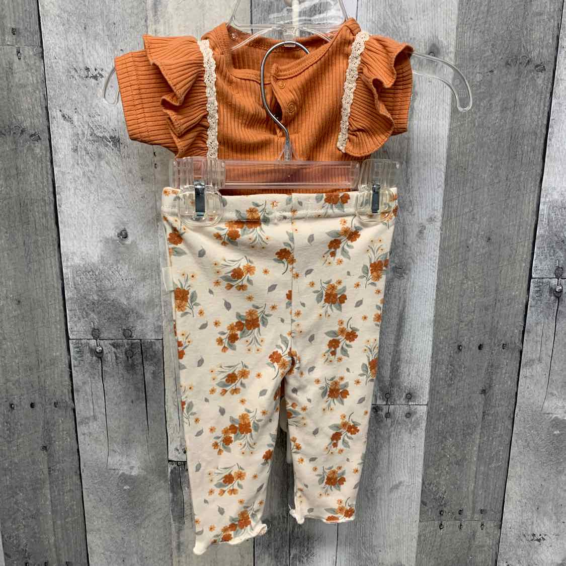 Size 3-6 Months Ivory/Orange B Brand Shirt/Leggings