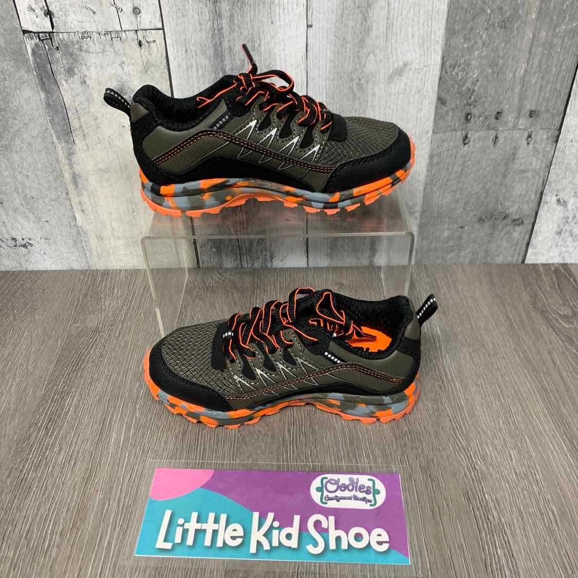 Size 11 Gray/Orange Fila Sneakers