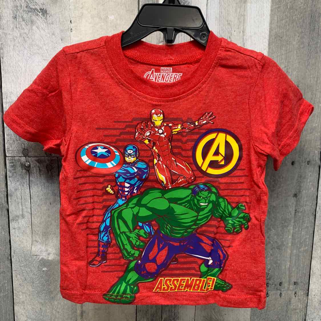 Size 2T Red Graphic Marvel T Shirt