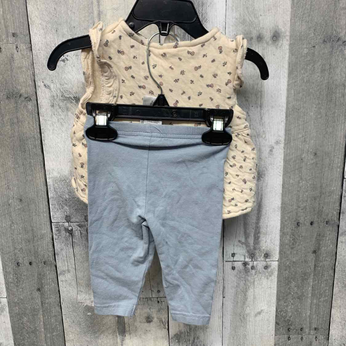 Size 6 Months Ivory/Blue Carter's Shirt/Pants
