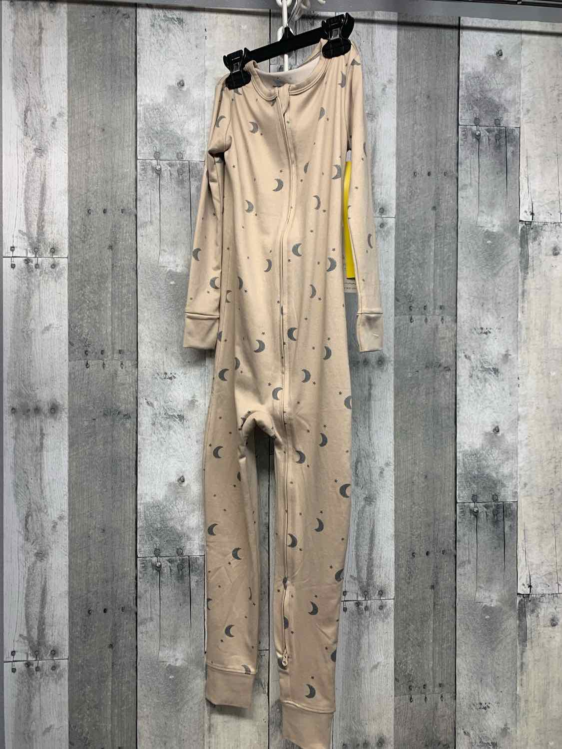 Size 5T Tan Print Cloud Island Footy PJs
