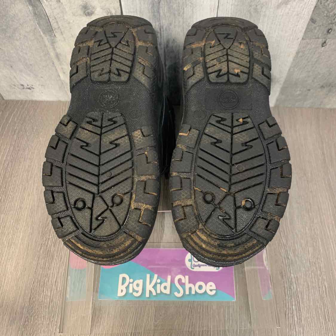 Size 1 Black Wonder Nation Snow Boots