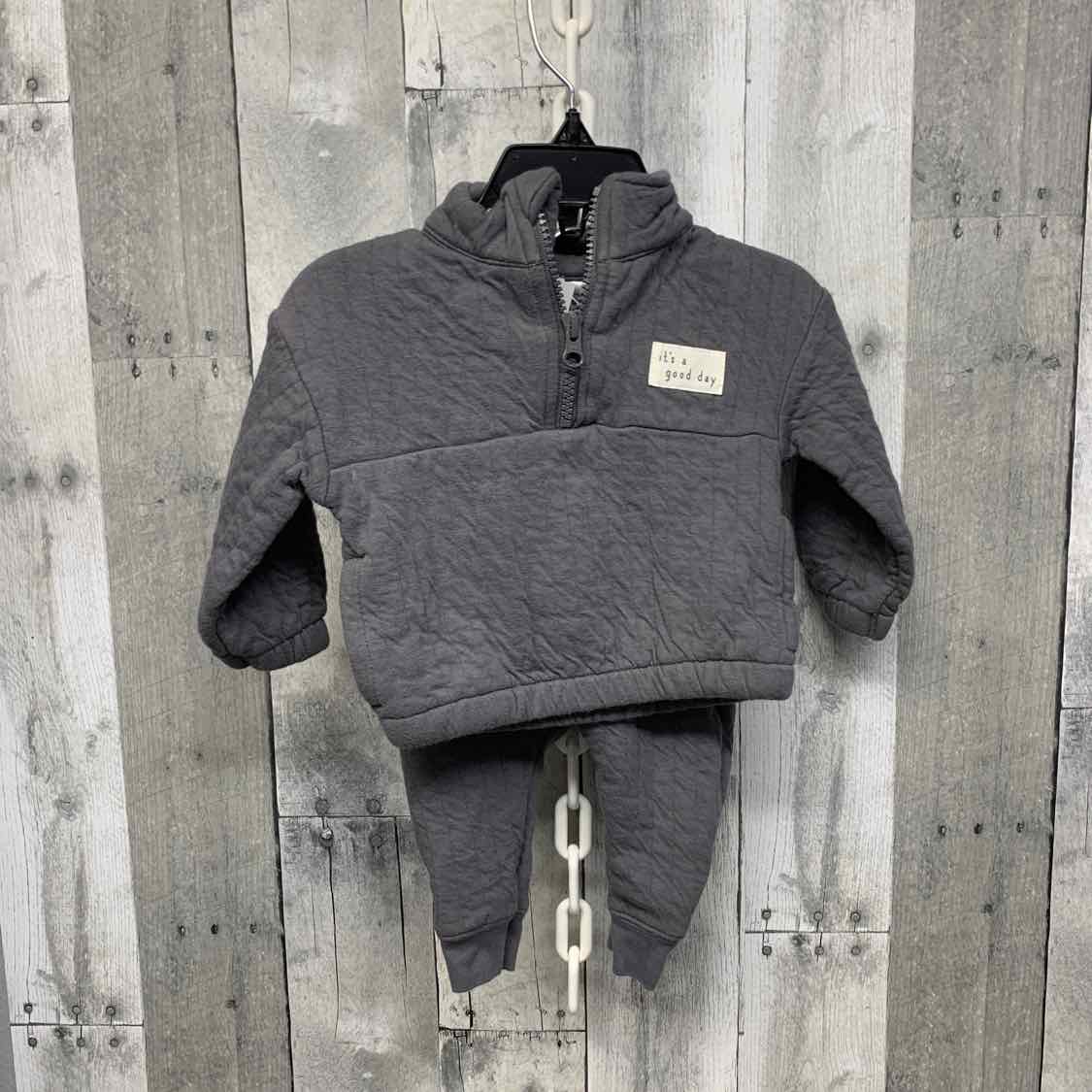 Size 3-6 Months Gray Graphic Child of Mine Jacket/Pants