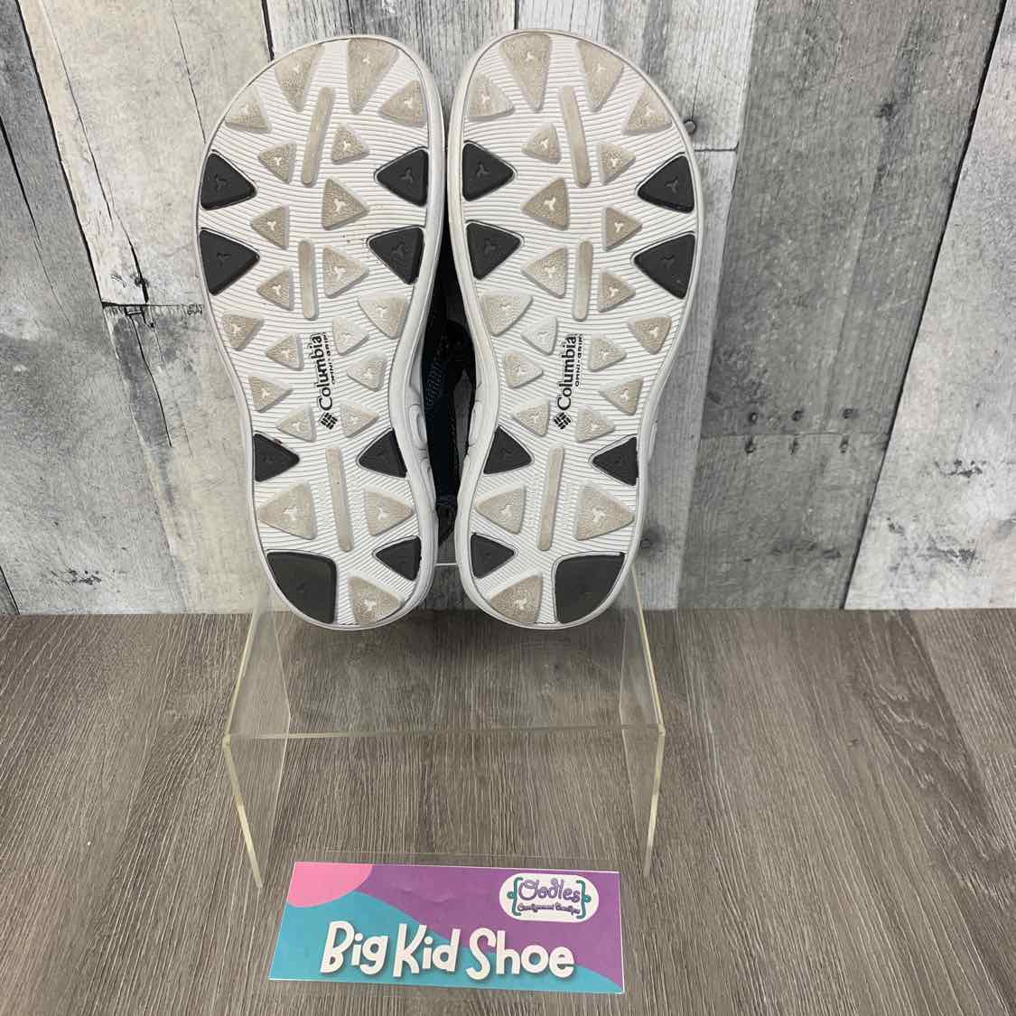 Size 5 Gray Columbia Sportswear Sandals
