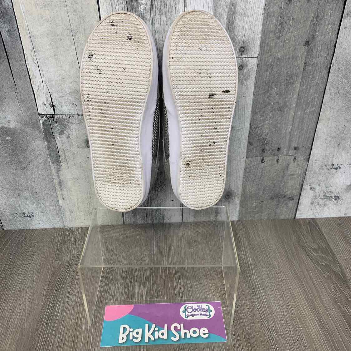 Size 4 Gray Sperry Sneakers