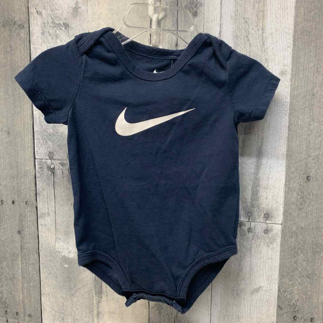 Size 9 Months Navy Graphic Sport Brand Bodysuit