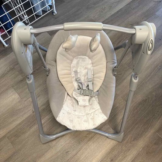 Graco Gray Print Travel Swing