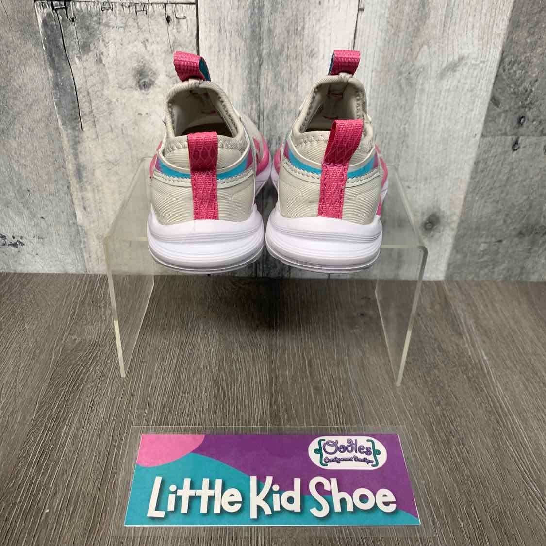 Size 6 Gray/Pink Reebok Sneakers
