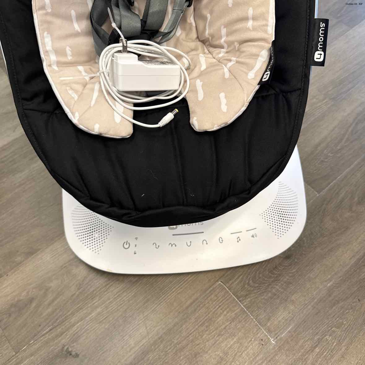 4Moms Black Swing w/ Pwr Plug