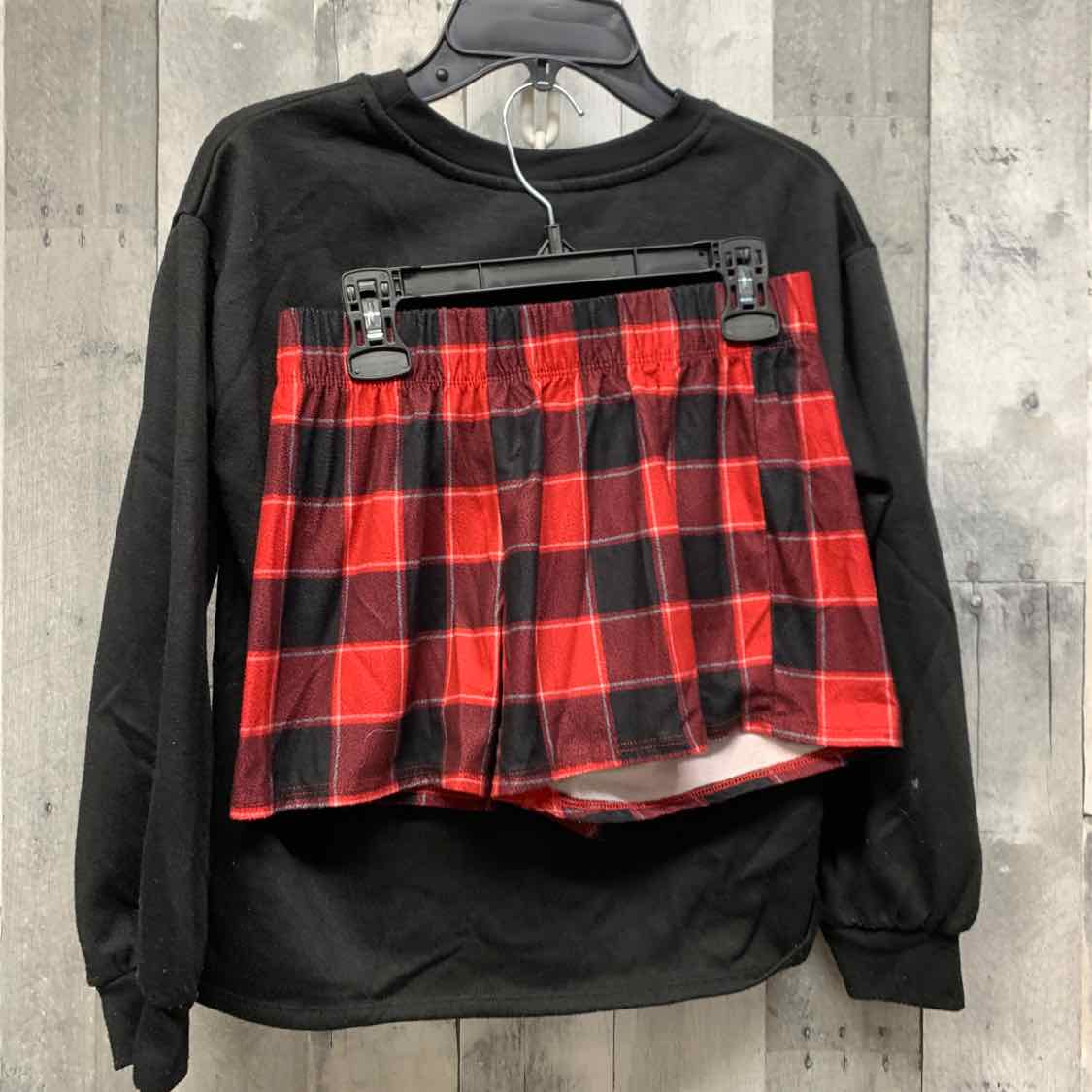 Size 10/12 Red Plaid Art Class 2pc PJs