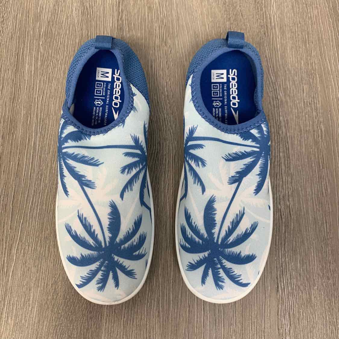Size 2/3 Blue Print Speedo Water Shoes